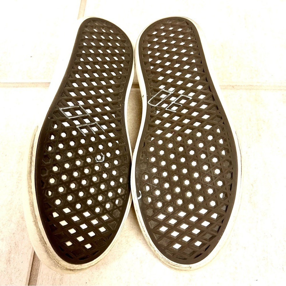 VANS Comfycush One Slip On women’s Size 9.5M Subtle Checker Peach White Barbie. - Picture 9 of 9